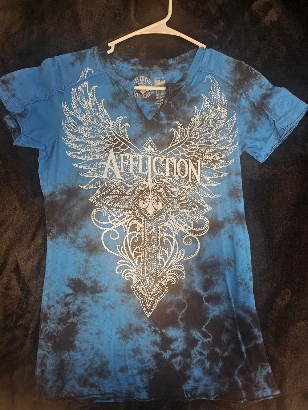 Affliction Women's Blue and Black Tie-Dye V-Neck Tee with Silver Wing Graphic